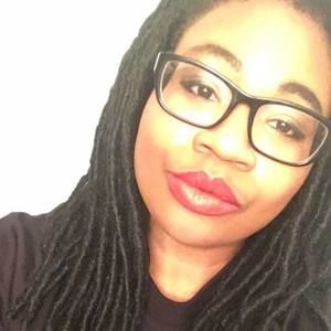 Meet your Posher, Adrienne